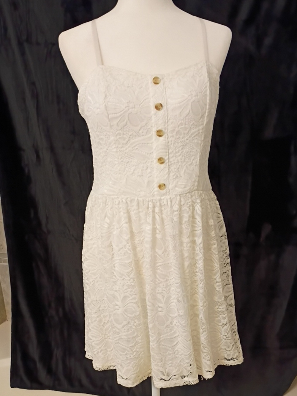 White Lace Button-Front Spaghetti Strap Dress